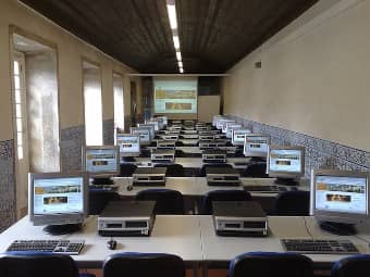 Hybrid Learning vs Online Classes: 37 Key Points to Ponder 1 hybridlearning