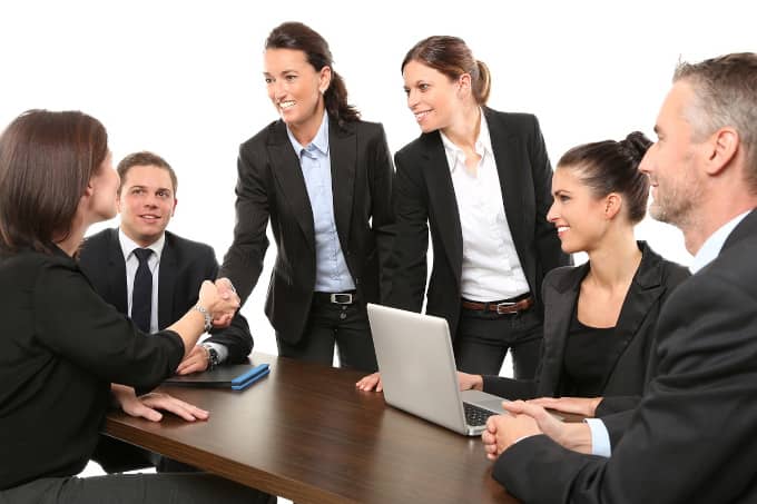How To Make Meaningful Connections During Your First Engineering Internship 2 professional connections