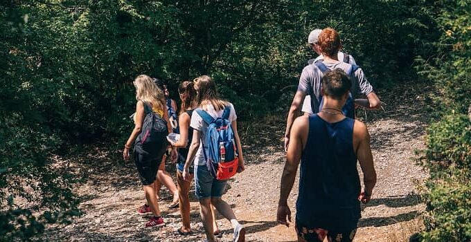 Faculty-Directed Fieldwork: Eight Important Benefits
