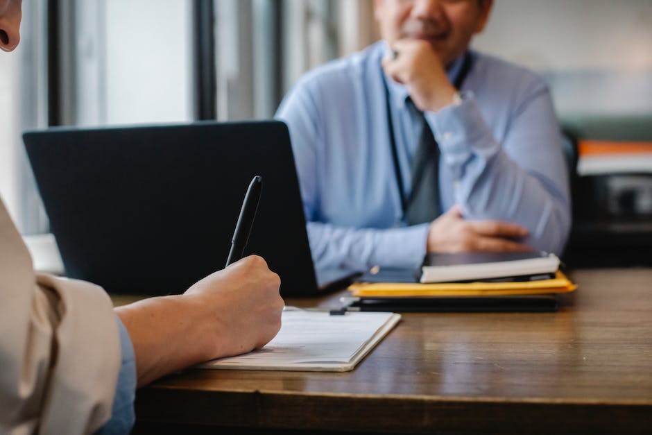 Qualitative Study Design: A Comprehensive Guide 4 An image showing researchers engaging in interviews, observations, and document analysis for a qualitative study design.